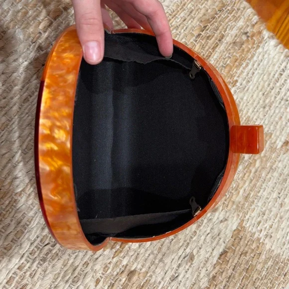 COPY - Acrylic Semi Circle Clutch - Picture 4 of 4